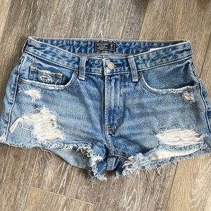 Abercrombie size 26 Jean shorts